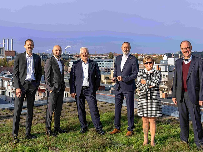 6er-Gruppe_Dach_West1_klein.jpg 6er-Gruppe_Dach_West1_klein.jpg